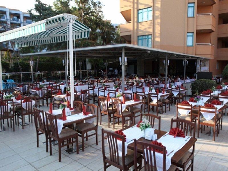 Merlin Beach Park Hotel Tosmur Екстериор снимка